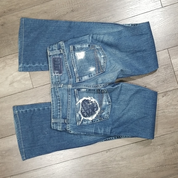 Iron Army Women's Jeans Size 26 Naturally Distressed Flaired Bottom Canadian - Picture 5 of 7